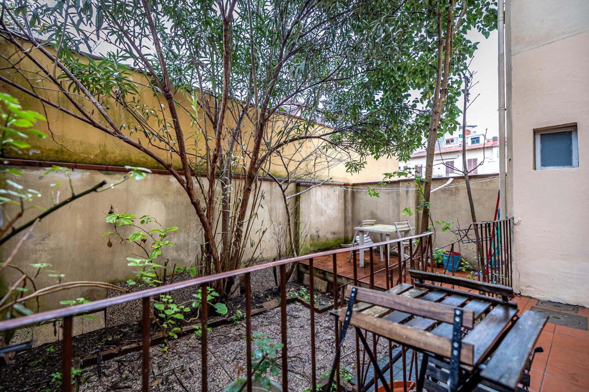 Appartamento Con Giardino Флоренция Екстериор снимка